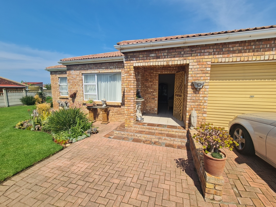 3 Bedroom Property for Sale in Jeffreys Bay Central Eastern Cape